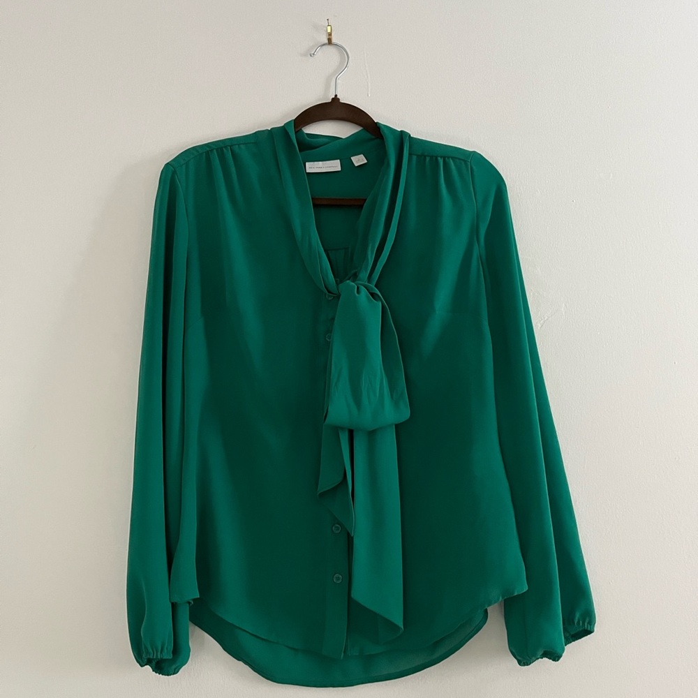 New York & Company Green Tie-Front Women's Blouse